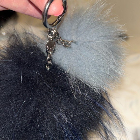 Like New Michael Kors double poof/key ring navy/greyblue 💙🩶 - Picture 3 of 4